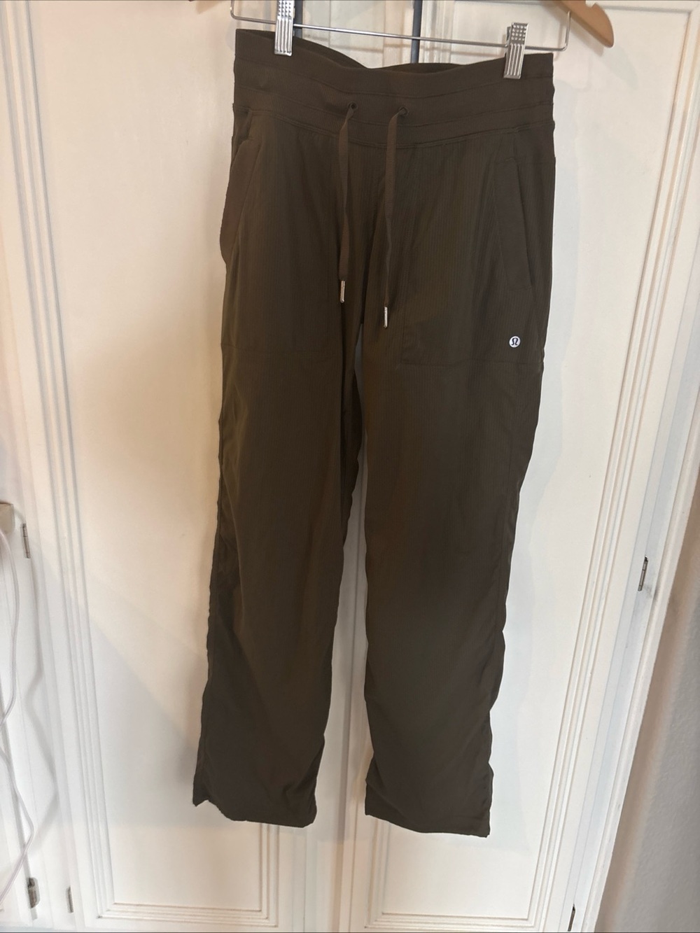 EUC Lululemon Dance Studio Mid-Rise Pant Regular  Dark Green Active Sz 4 30” ins
